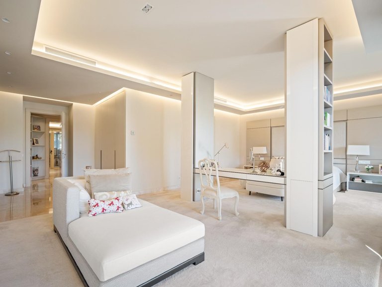 Town House for Sale in Marbella, Malaga 17