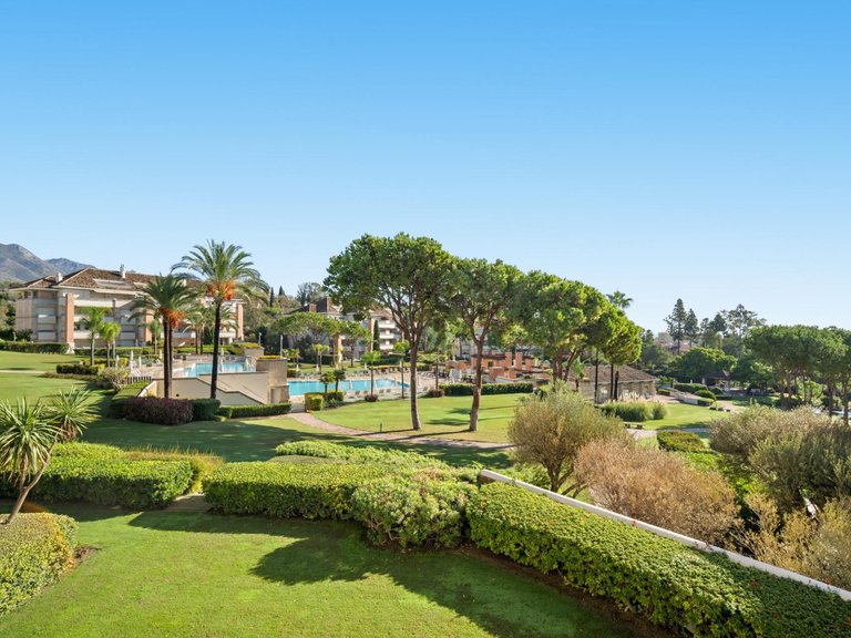 Town House for Sale in Marbella, Malaga 23