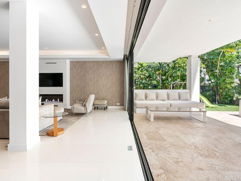 Apartment for Sale in Benahavis, Malaga 57