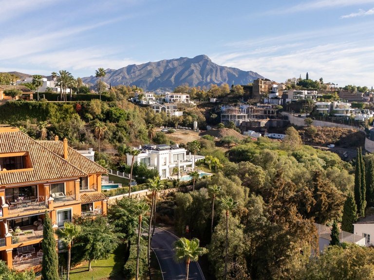 Apartment for Sale in Benahavis, Malaga 83