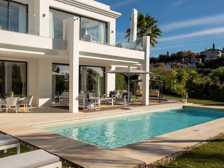 Apartment for Sale in Benahavis, Malaga 85