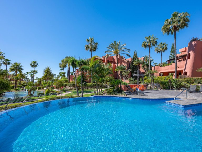 Apartment for Sale in Estepona, Malaga 10