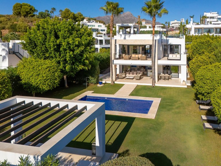Apartment for Sale in Marbella, Malaga 51