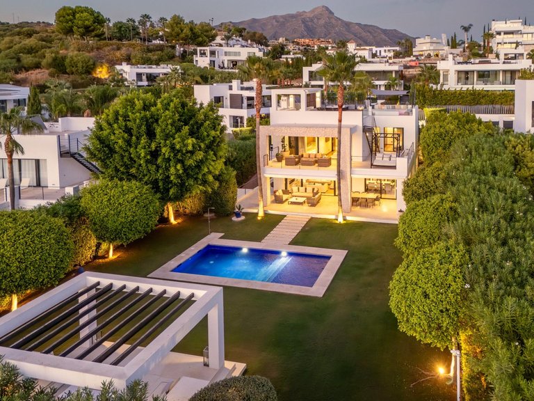Apartment for Sale in Marbella, Malaga 56