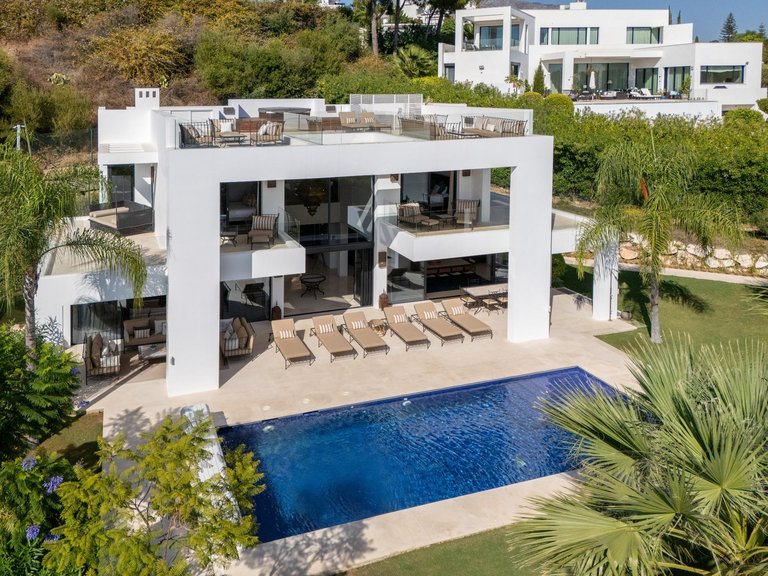 Apartment for Sale in Marbella, Malaga 52