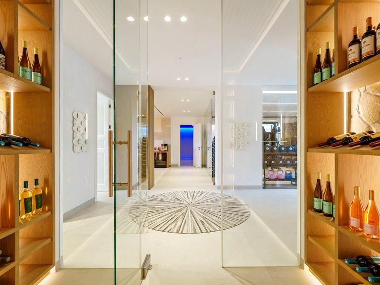 Apartment for Sale in Benahavis, Malaga 51