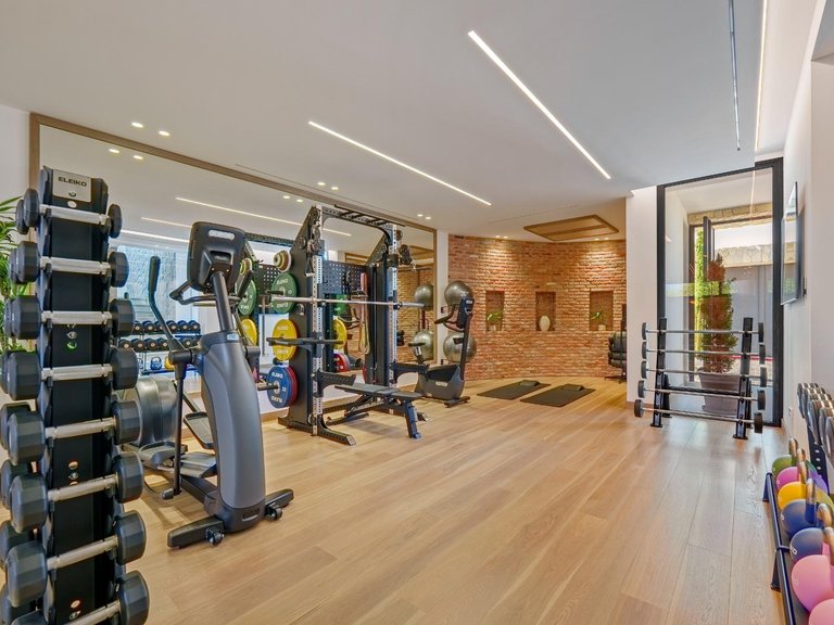 Apartment for Sale in Benahavis, Malaga 57