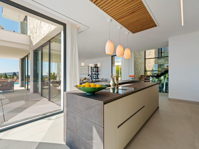 Apartment for Sale in Benahavis, Malaga 13