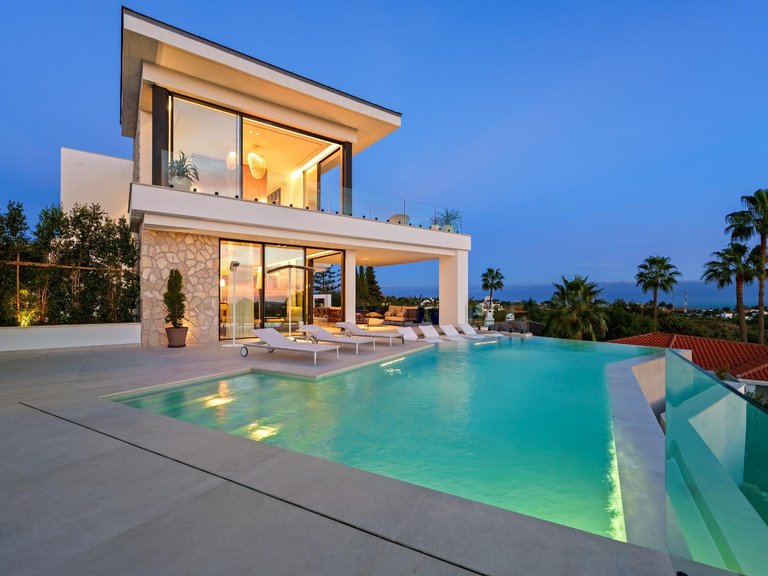 Apartment for Sale in Benahavis, Malaga 20