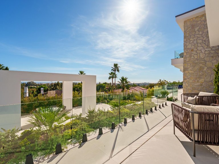Apartment for Sale in Benahavis, Malaga 29