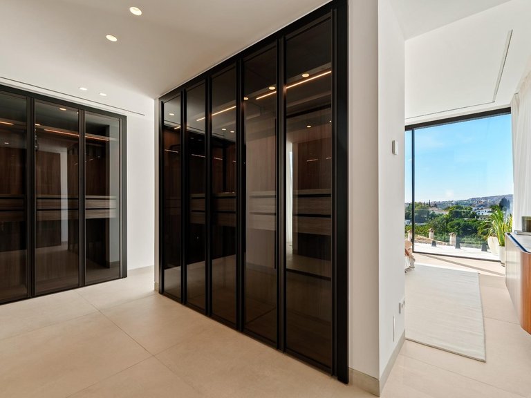 Apartment for Sale in Benahavis, Malaga 46