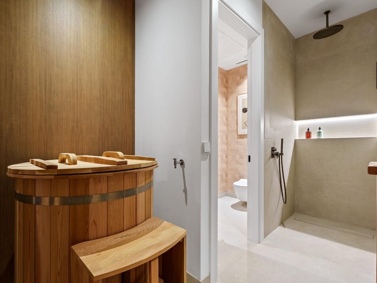 Apartment for Sale in Benahavis, Malaga 59