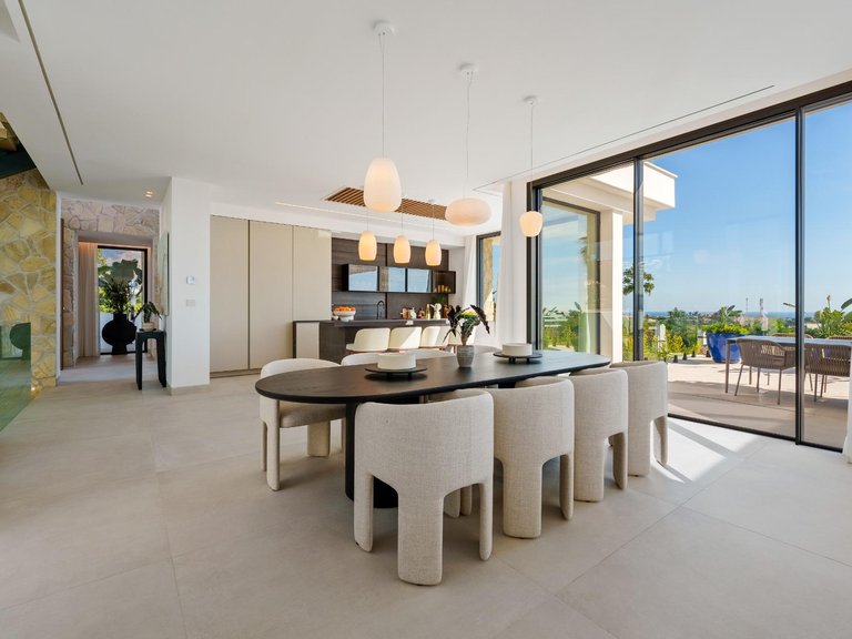 Apartment for Sale in Benahavis, Malaga 8
