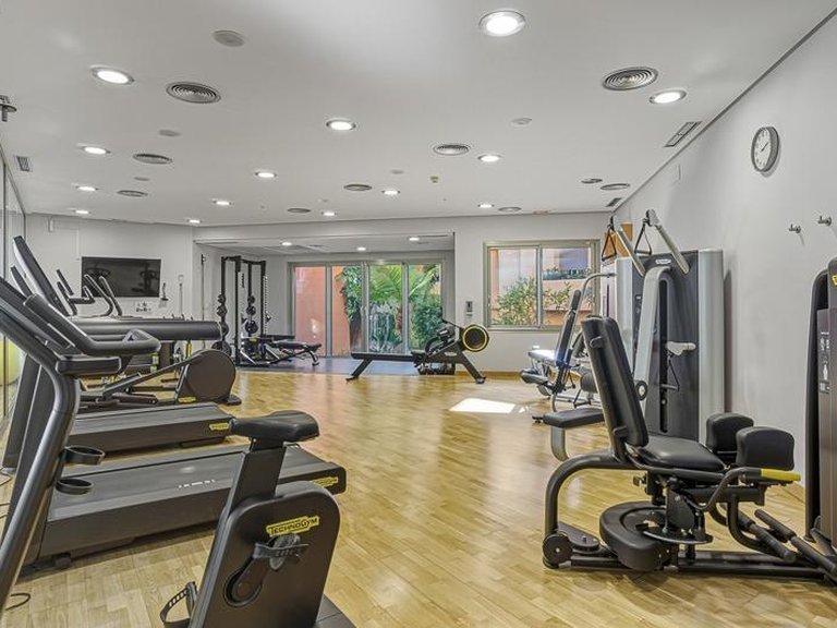 Apartment for Sale in Marbella, Malaga 17