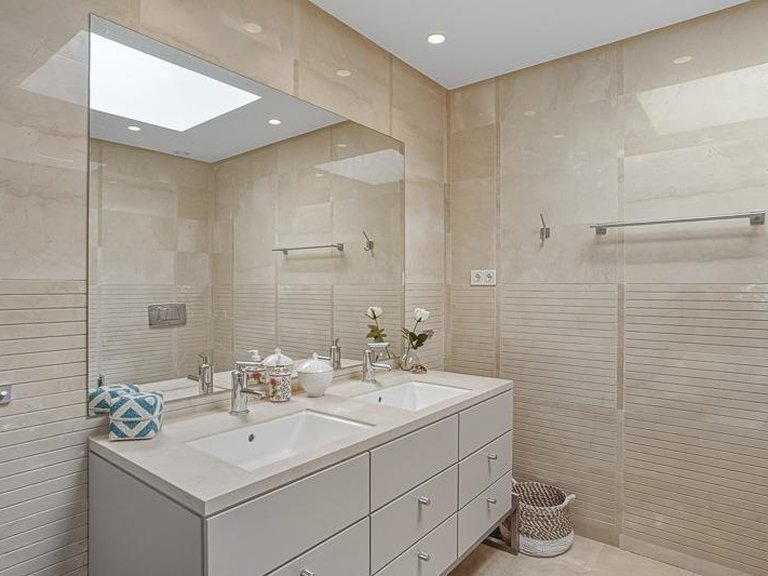Apartment for Sale in Marbella, Malaga 21