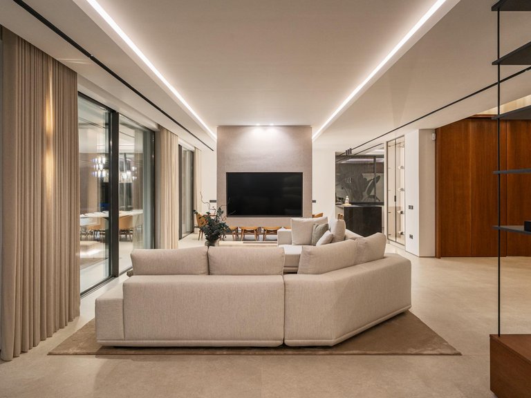 Apartment for Sale in Benahavis, Malaga 25