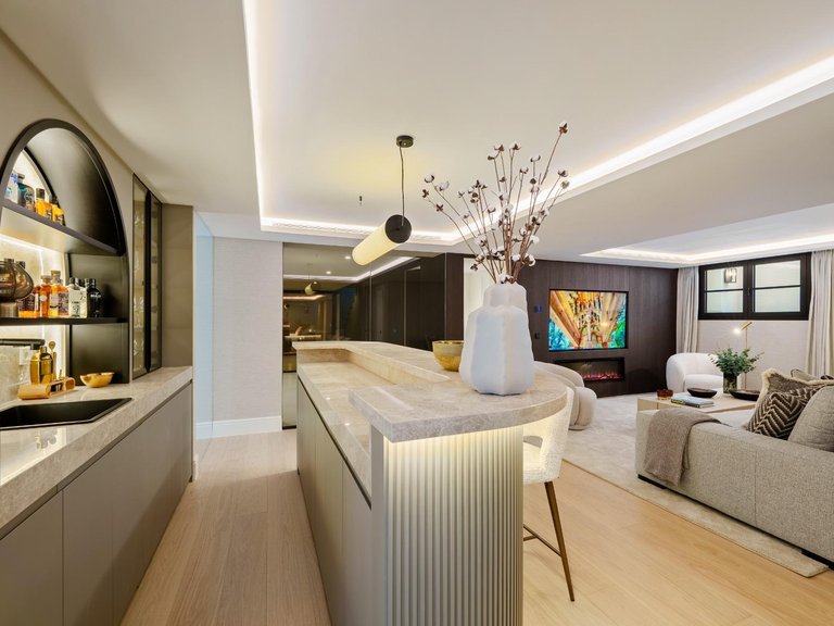 Apartment for Sale in Benahavis, Malaga 11