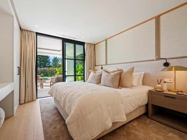 Apartment for Sale in Benahavis, Malaga 20