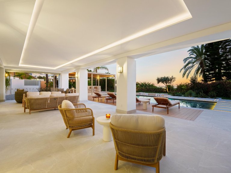 Apartment for Sale in Benahavis, Malaga 35