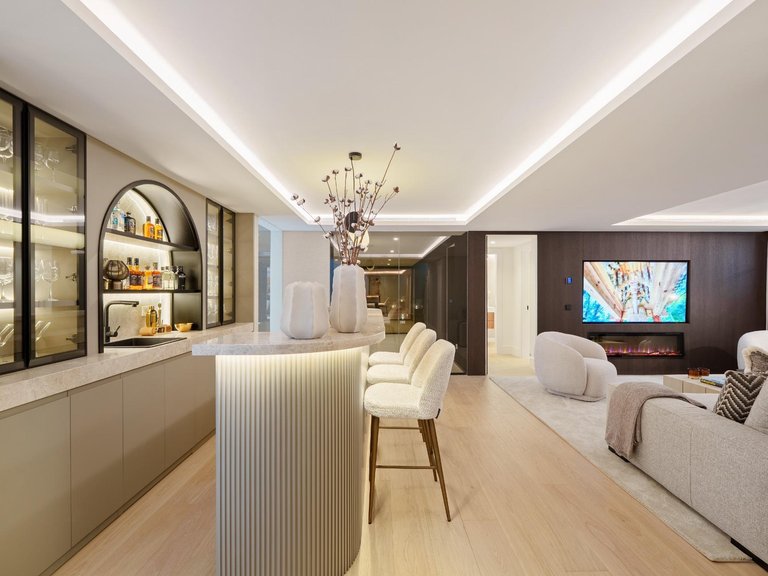Apartment for Sale in Benahavis, Malaga 39