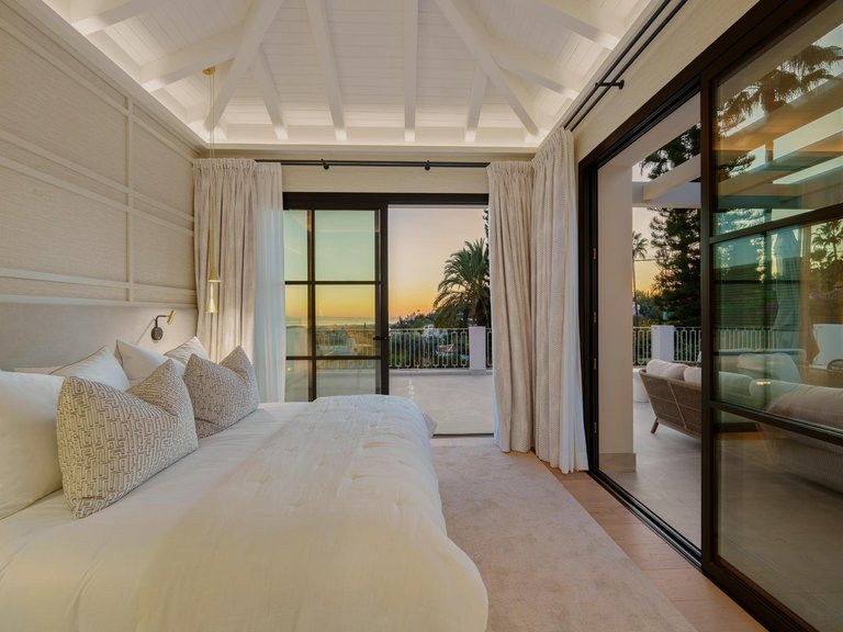 Apartment for Sale in Benahavis, Malaga 49