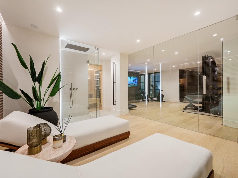 Apartment for Sale in Benahavis, Malaga 61