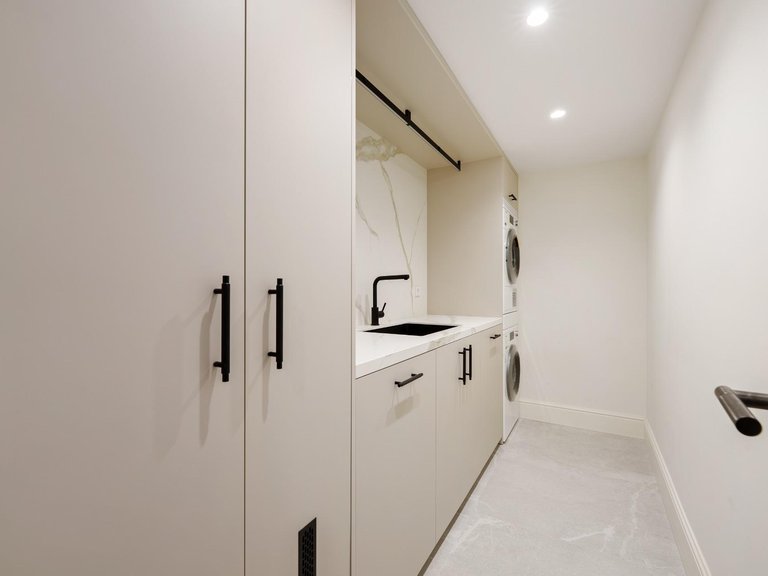 Apartment for Sale in Benahavis, Malaga 62