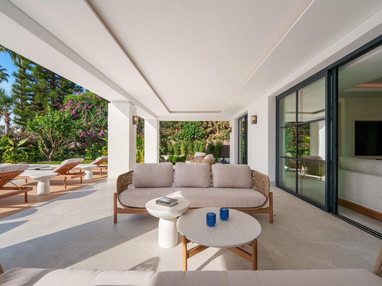 Apartment for Sale in Benahavis, Malaga 68