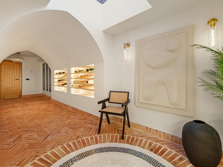 Villa for Sale in Marbella, Malaga 16