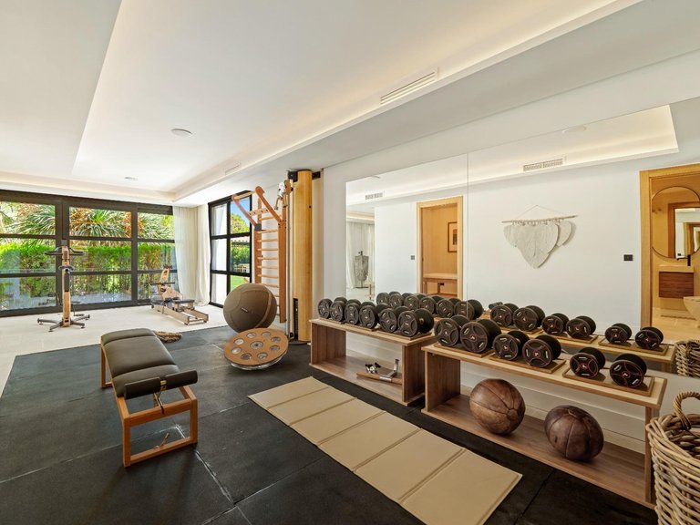 Villa for Sale in Marbella, Malaga 19