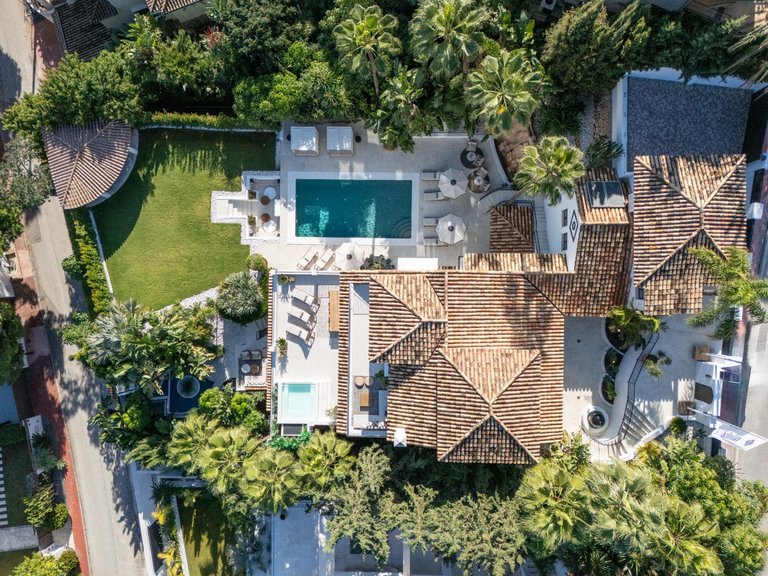 Villa for Sale in Marbella, Malaga 4