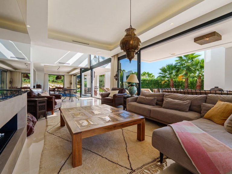 Apartment for Sale in Marbella, Malaga 10