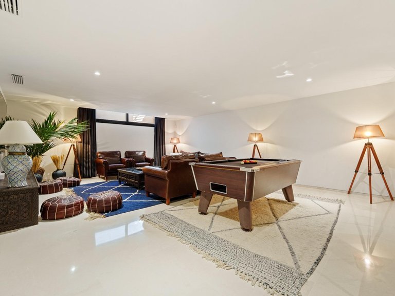 Apartment for Sale in Marbella, Malaga 15