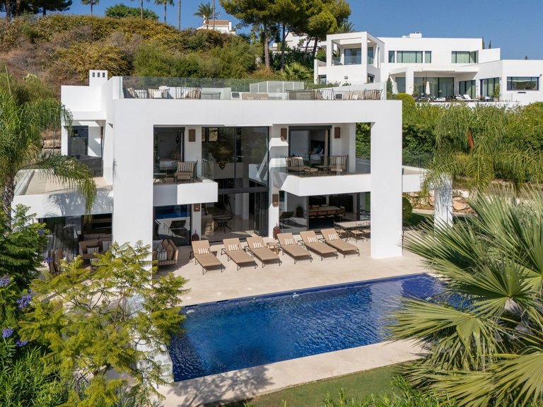 Apartment for Sale in Marbella, Malaga 2