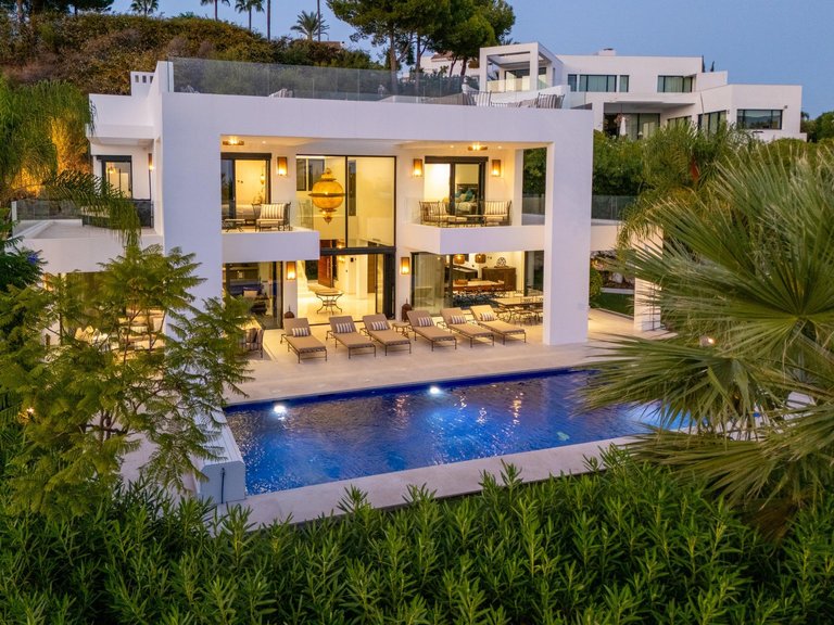 Apartment for Sale in Marbella, Malaga 57