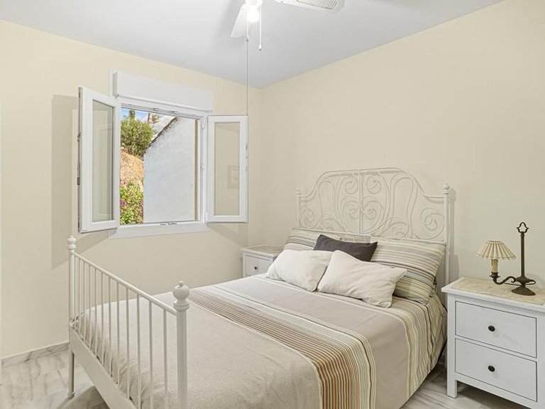 Town House for Sale in Marbella, Malaga 11