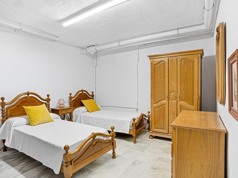 Town House for Sale in Marbella, Malaga 23