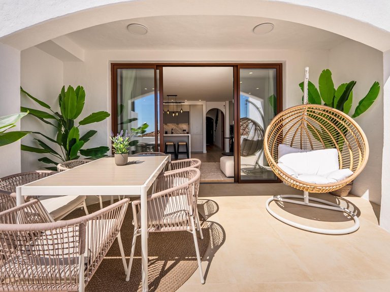 Town House for Sale in Benahavis, Malaga 20