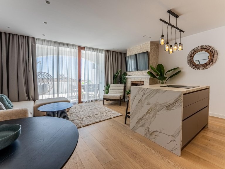 Town House for Sale in Benahavis, Malaga 29