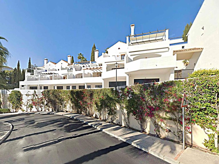 Town House for Sale in Benahavis, Malaga 3
