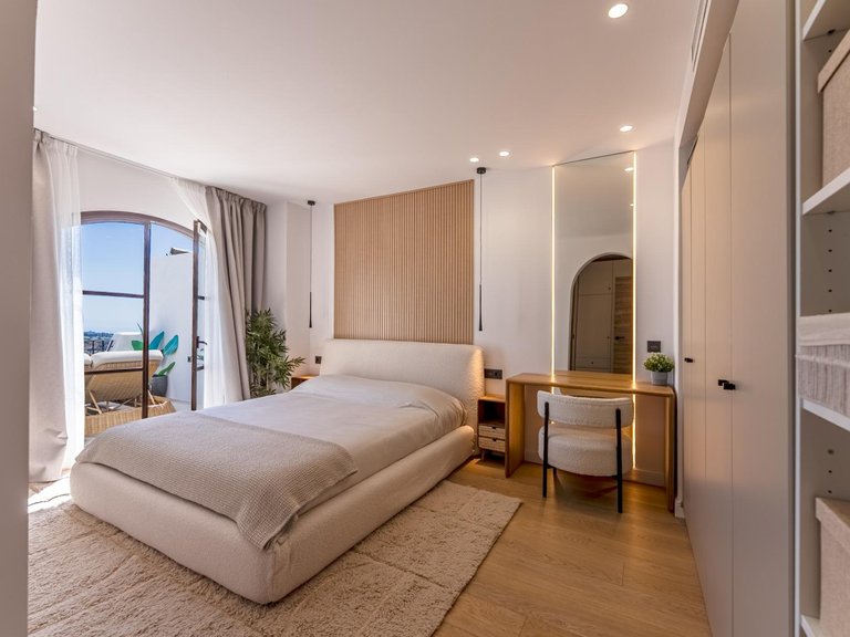 Town House for Sale in Benahavis, Malaga 34