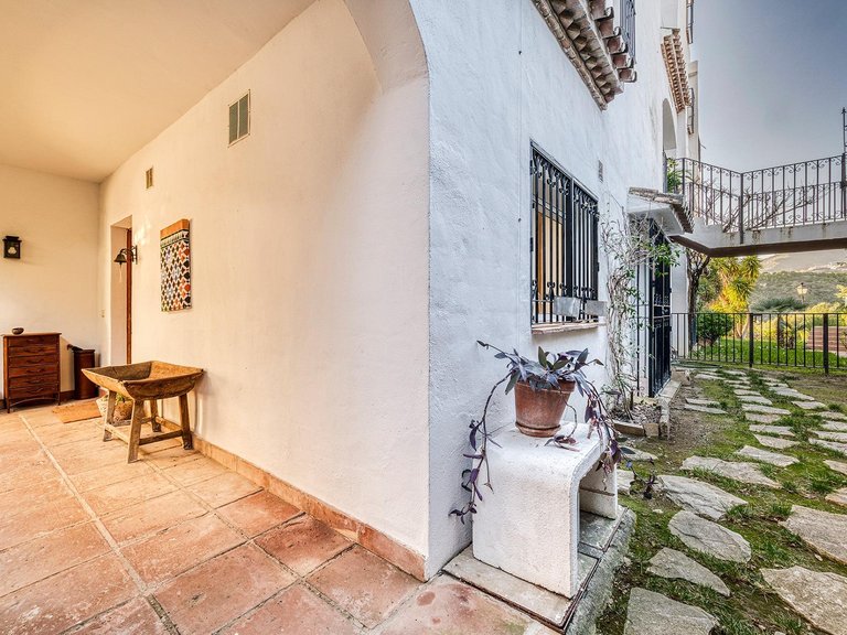 Apartment for Sale in Marbella, Malaga 24
