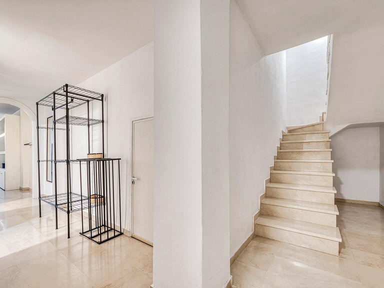 Apartment for Sale in Marbella, Malaga 25