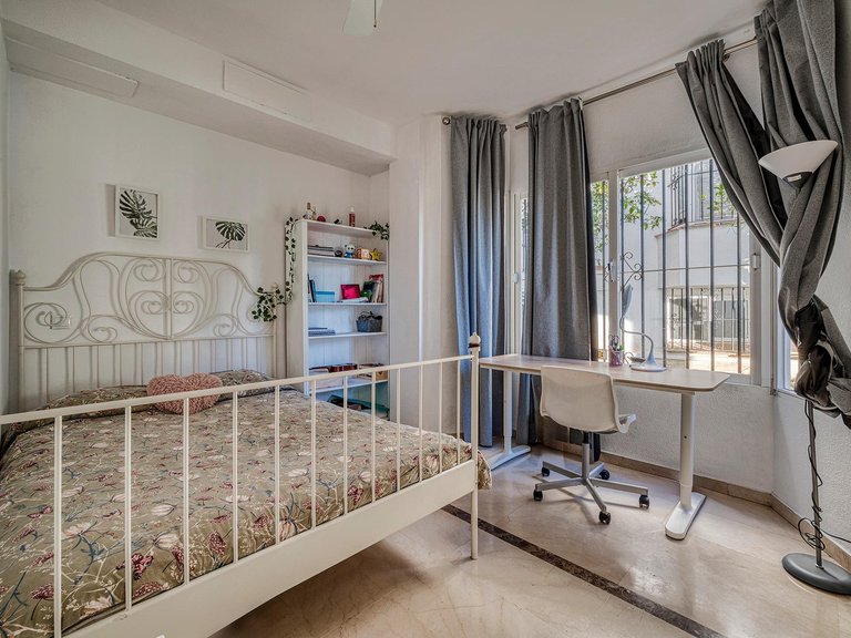 Apartment for Sale in Marbella, Malaga 32