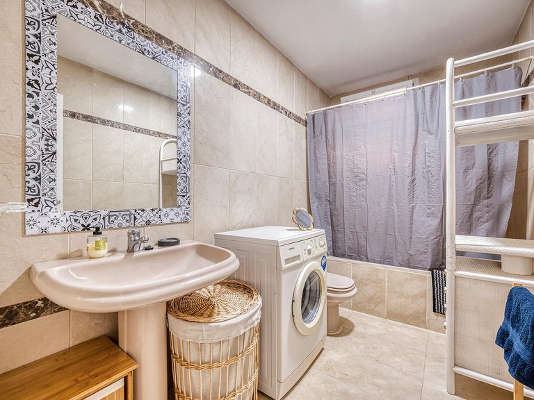 Apartment for Sale in Marbella, Malaga 33