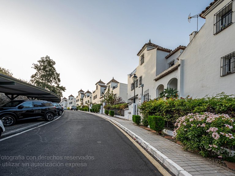 Apartment for Sale in Marbella, Malaga 43