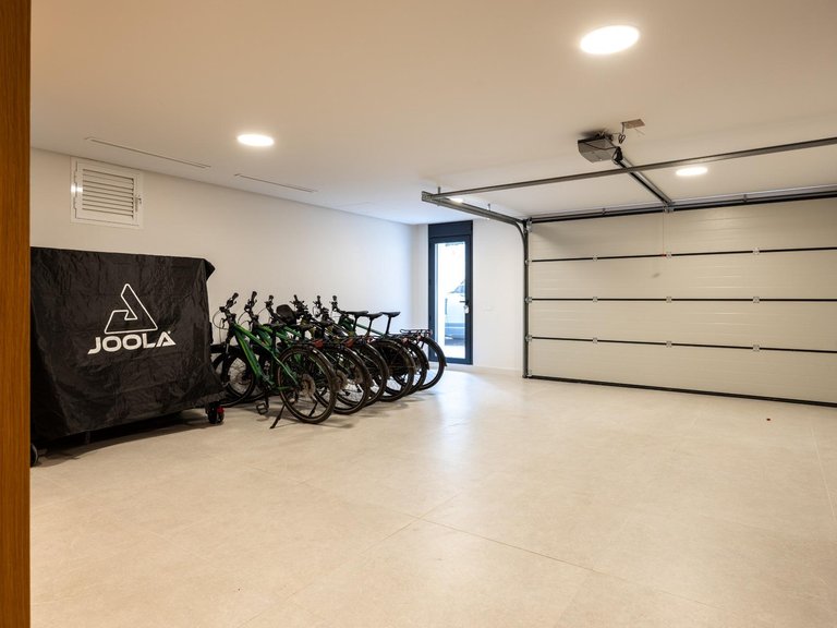 Apartment for Sale in Benahavis, Malaga 55