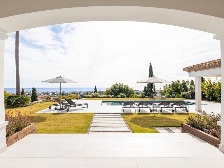 Apartment for Sale in Benahavis, Malaga 63