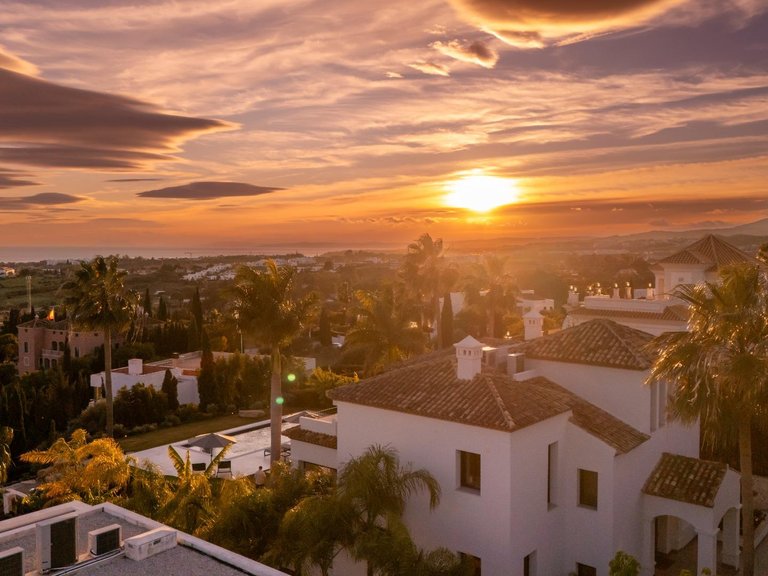 Apartment for Sale in Benahavis, Malaga 68