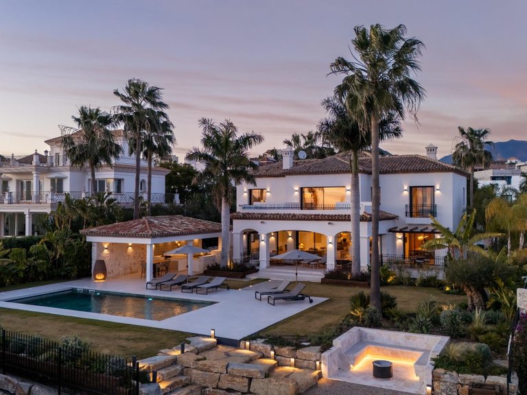 Apartment for Sale in Benahavis, Malaga 70